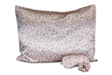 Load image into Gallery viewer, Morning Glamour Soft Leopard Satin Sleep Set
